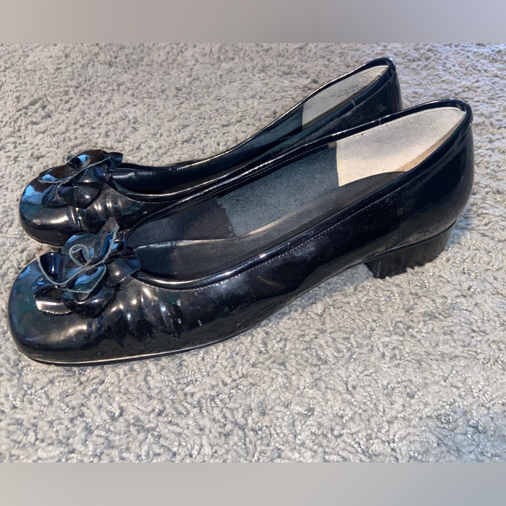 Women’s Slip on Shoe